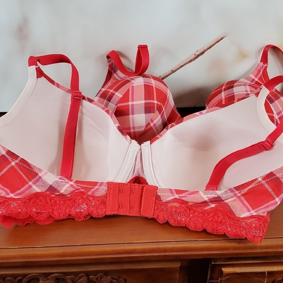 Maidenform Red and Pink Full-Coverage Bra with Underwire - Picture 3 of 6